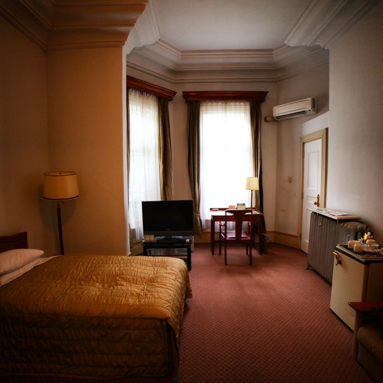 犹如行宫般房间