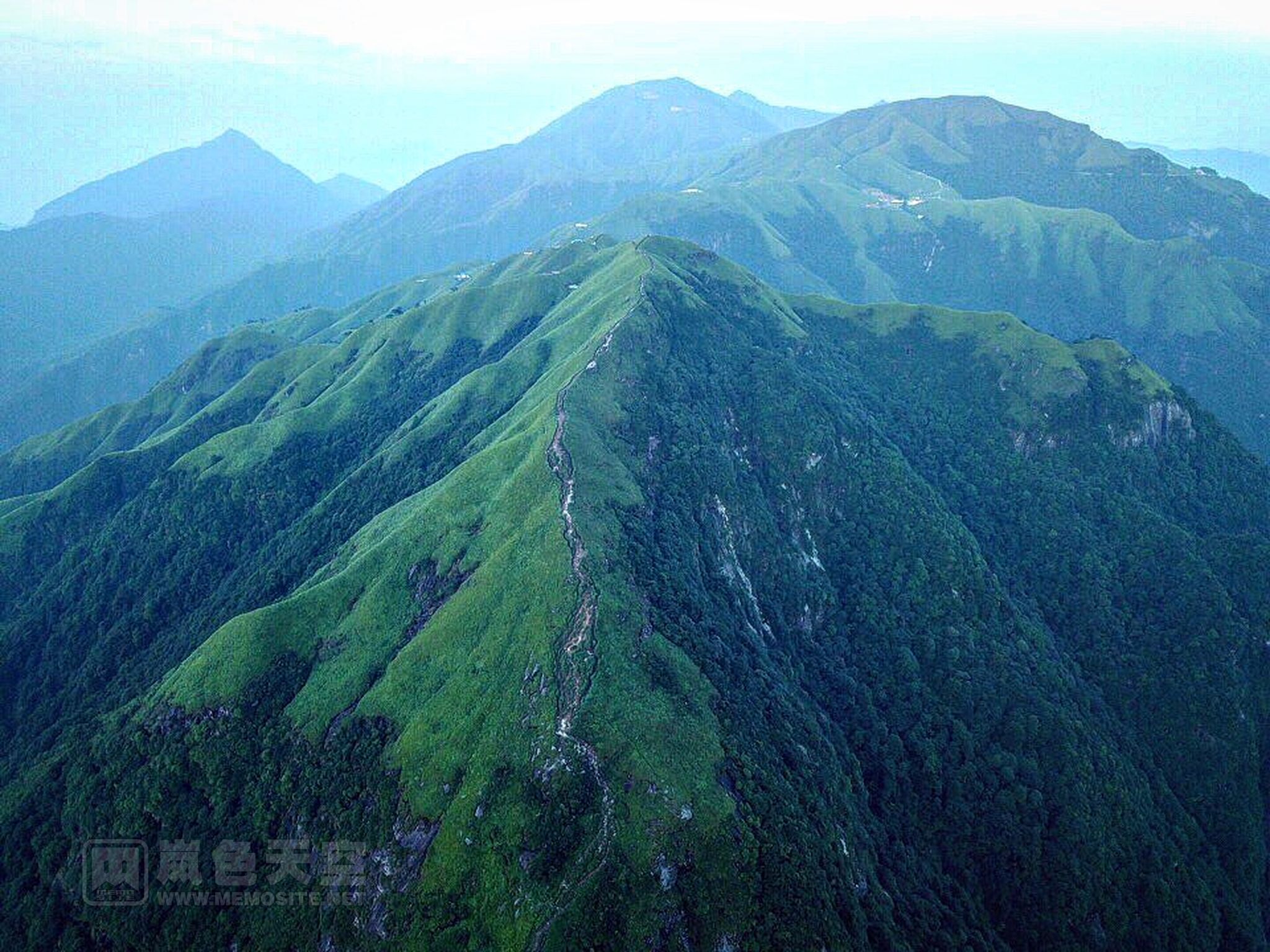 回看一下这走过的路,武功山,再见!
