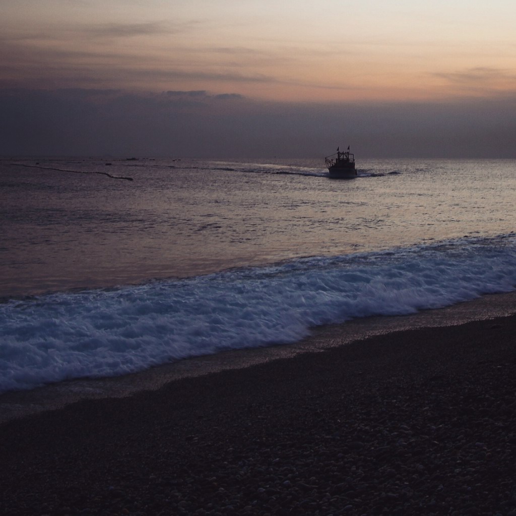 清早花莲的渔民
