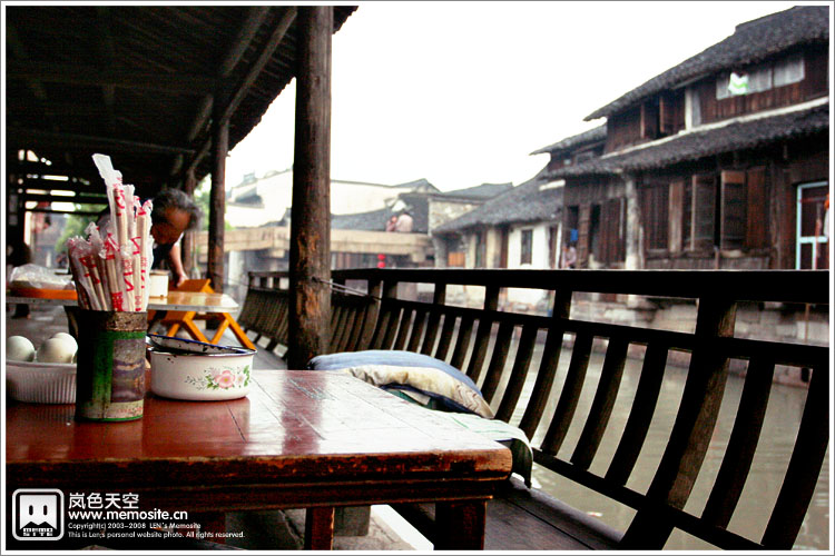 清晨的乌镇早饭