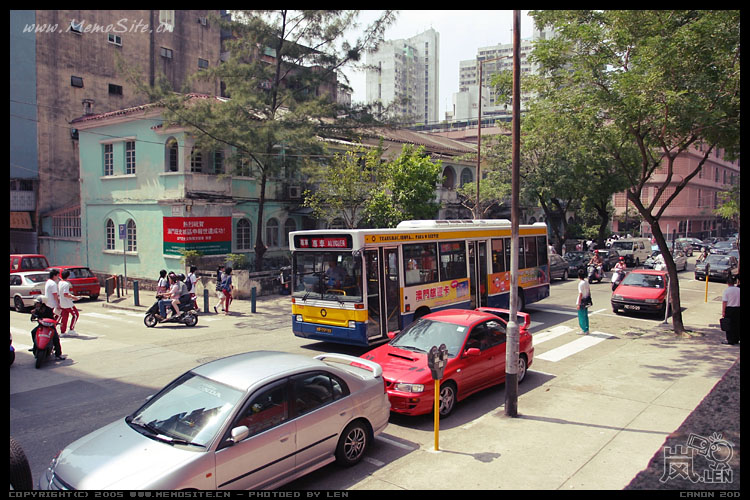 这条算是澳门城区中为数不多的宽阔马路