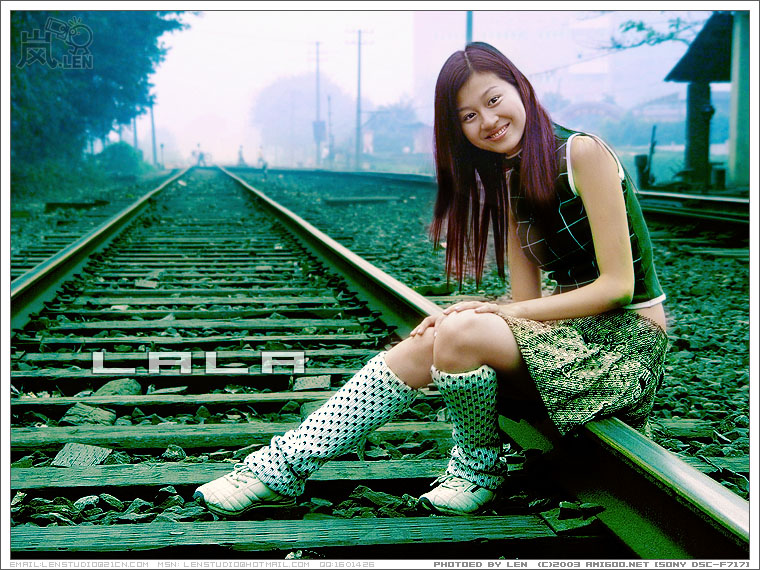 铁路上的LALA