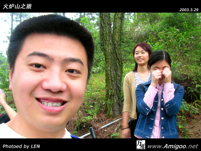 闻说这期的榴莲有特价,嘿嘿~~~哎,可惜,膝盖受难啊